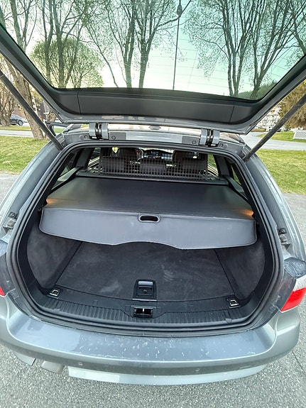 BMW 520i 18 of 30
