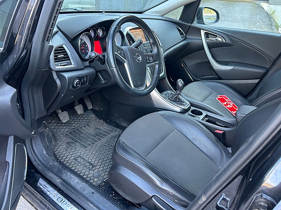 Opel Astra 20 of 24