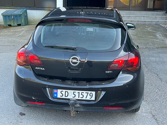 Opel Astra 3 of 24