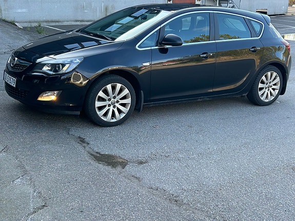 Opel Astra 4 of 24