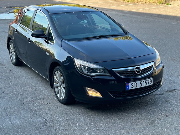 Opel Astra 12 of 24