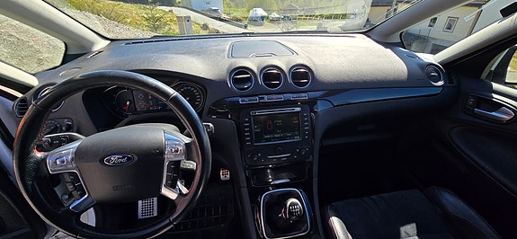 Ford S-MAX 10 of 20