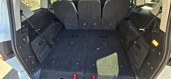 Ford S-MAX 17 of 20