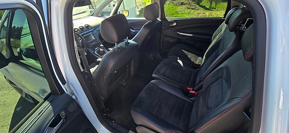 Ford S-MAX 13 of 20
