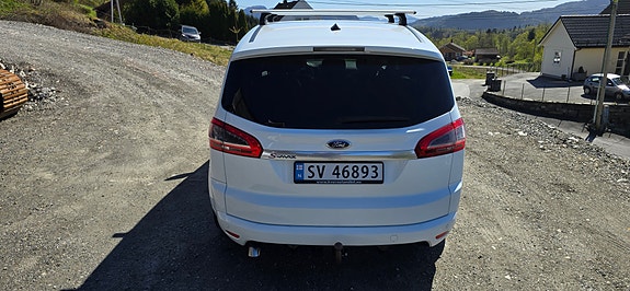 Ford S-MAX 4 of 20