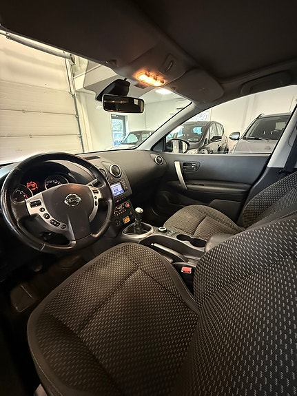 Nissan Qashqai+2 8 of 18