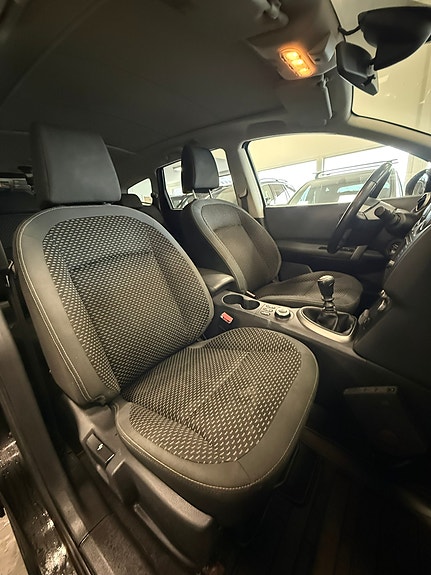 Nissan Qashqai+2 17 of 18