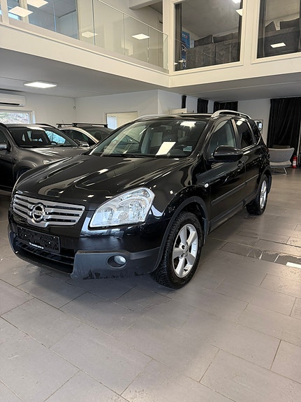 Nissan Qashqai+2 3 of 5