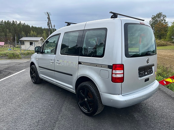 Volkswagen Caddy 27 of 30