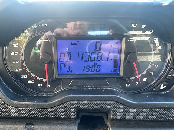 Polaris Ranger XP 1000 13 of 14