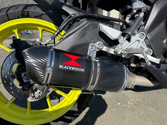 Yamaha MT-125 8 of 15