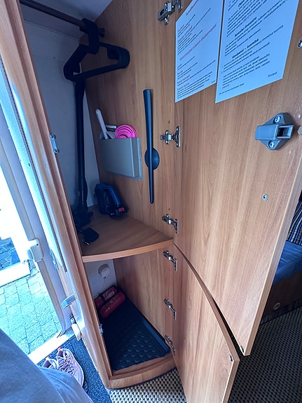 Ford HYMER TRAMP CL 20 of 30