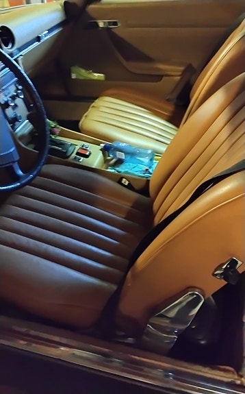 Mercedes-Benz 450 SL 4 of 5