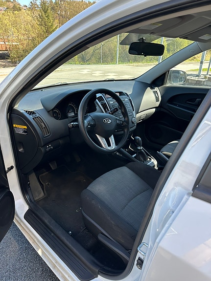 Kia Ceed 4 of 5