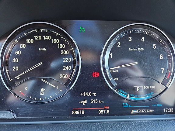 BMW 225xe 19 of 30