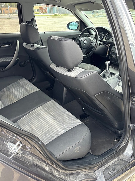 BMW 116i 9 of 13