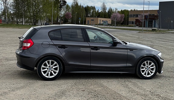 BMW 116i 4 of 13