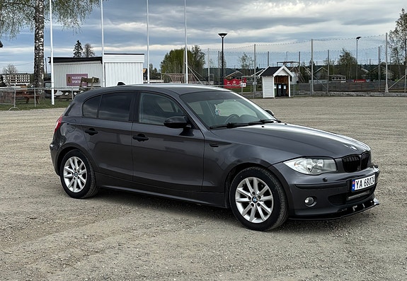 BMW 116i 3 of 13