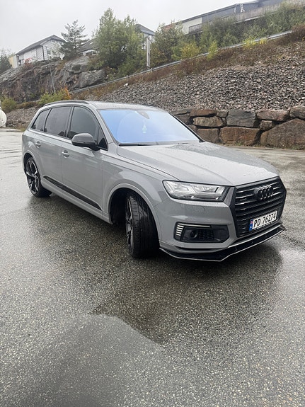 Audi Q7 6 of 18