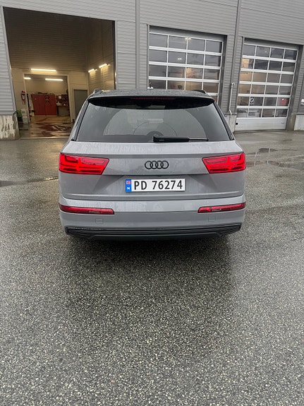 Audi Q7 5 of 18