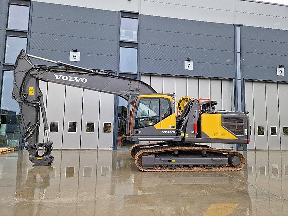 Volvo EC250EL
