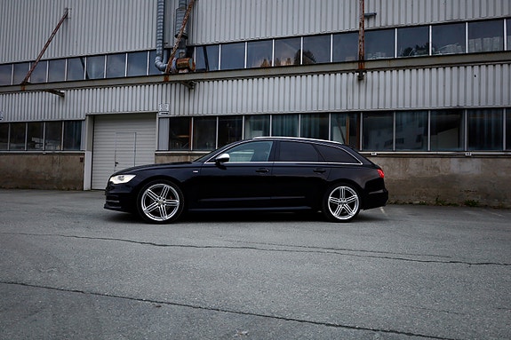 Audi A6 4 of 5