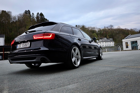 Audi A6 2 of 5