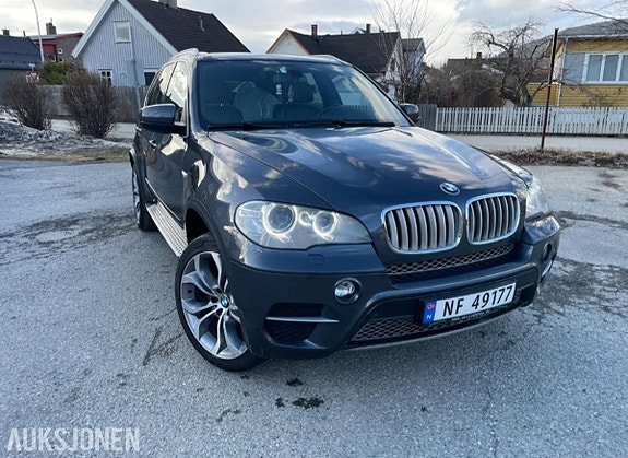 BMW X5 4 of 5