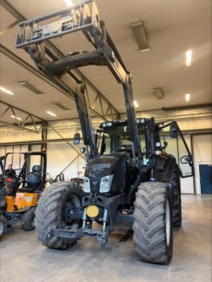 Valtra N123 2013, kr 449 000,-