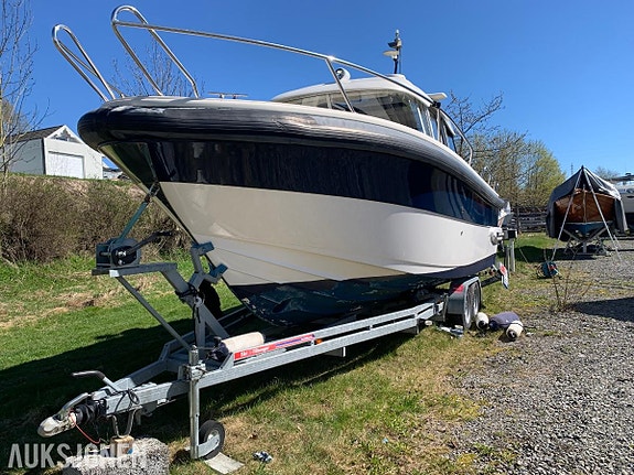 2006 Askeladden Commuter 805 båt med Mercruiser cummins 4,2 L 4 of 5
