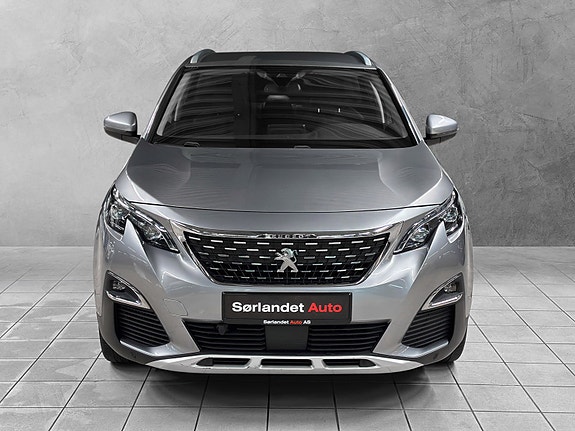 Peugeot 3008 4 of 5