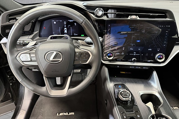 Lexus RZ300e 15 of 20
