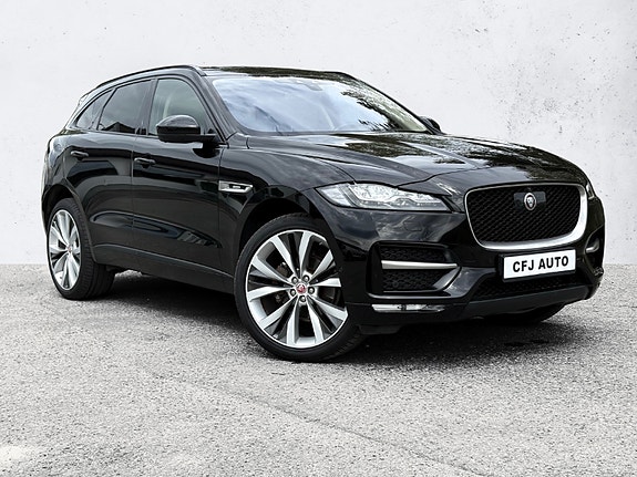 Jaguar F-PACE 19 of 30