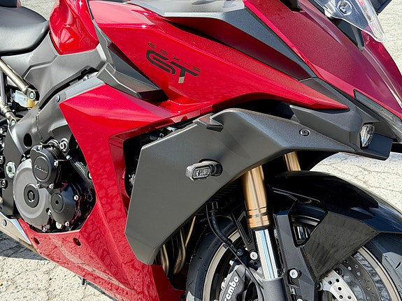 Suzuki GSX-S1000GT - Sportstourer 6 of 10