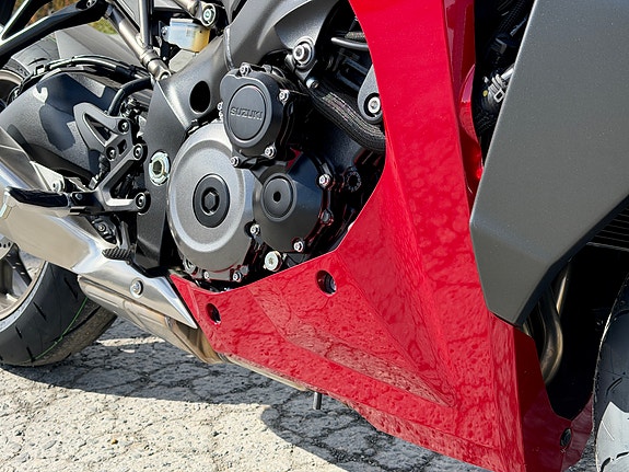 Suzuki GSX-S1000GT - Sportstourer 5 of 5