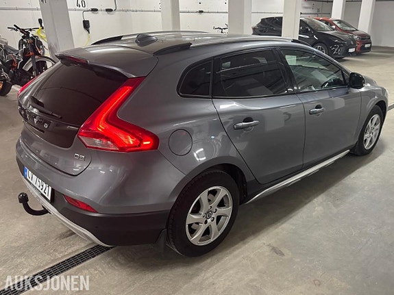 Volvo V40 Cross Country 4 of 5