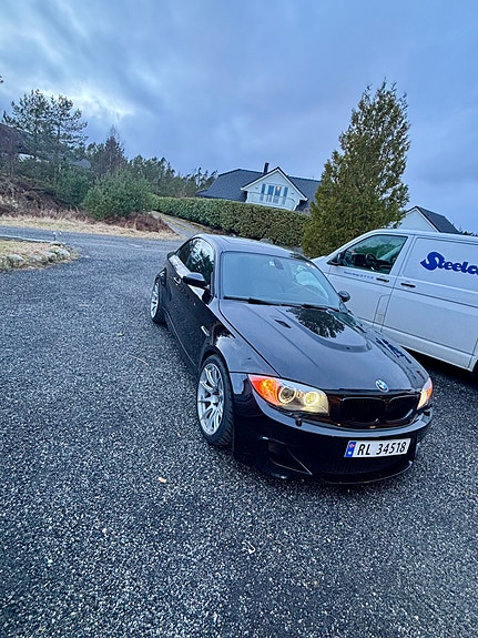 BMW 135i 9 of 30