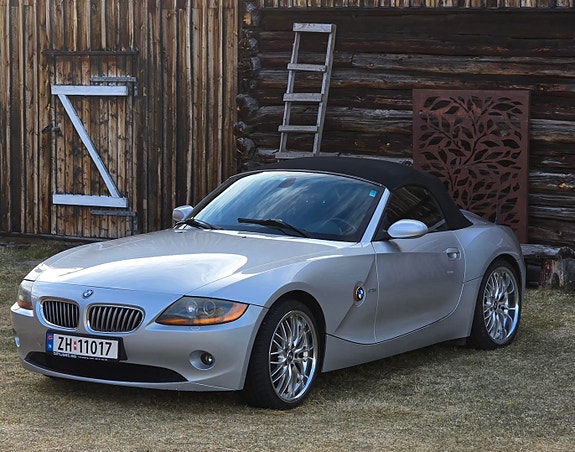 BMW Z4 3 of 5