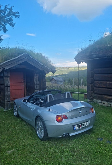 BMW Z4 2 of 5