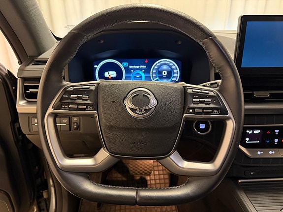 KGM Rexton 16 of 24
