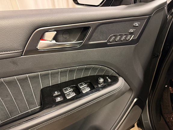 KGM Rexton 12 of 24
