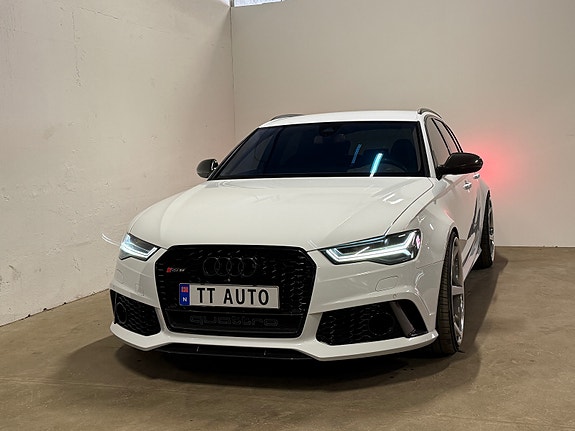 Audi RS6 2 of 30