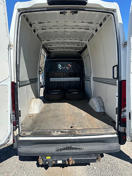Iveco Daily 9 of 15