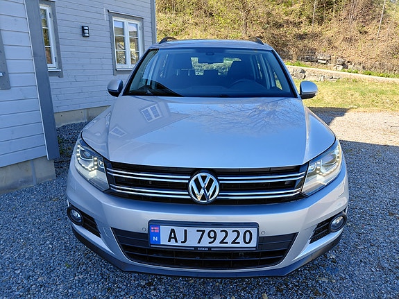Volkswagen Tiguan 2 of 30