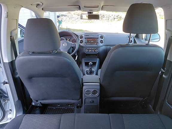 Volkswagen Tiguan 14 of 30