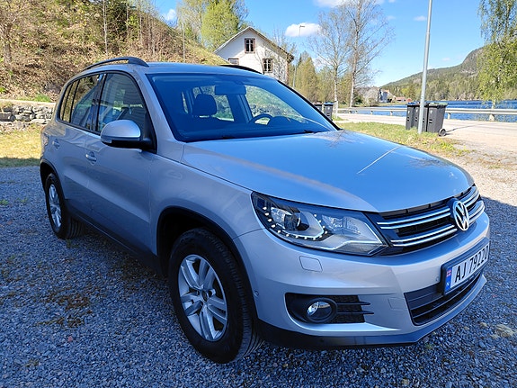 Volkswagen Tiguan 3 of 30