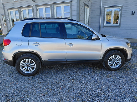 Volkswagen Tiguan 8 of 30