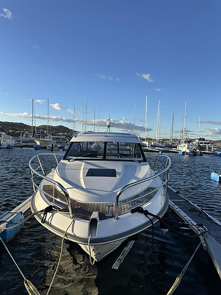 2022. KUPP. Grandezza 28 OC. Volvo Penta D4- 270 DPI. NÅ.1899.000.- STRØKEN Båt 4 of 5
