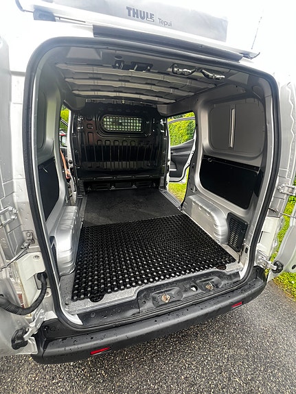 Nissan e-NV200 27 of 30