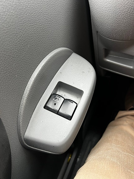 Nissan e-NV200 8 of 30